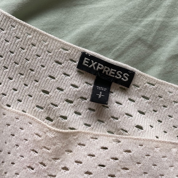 EXPRESS TOP - Picture 2 of 4